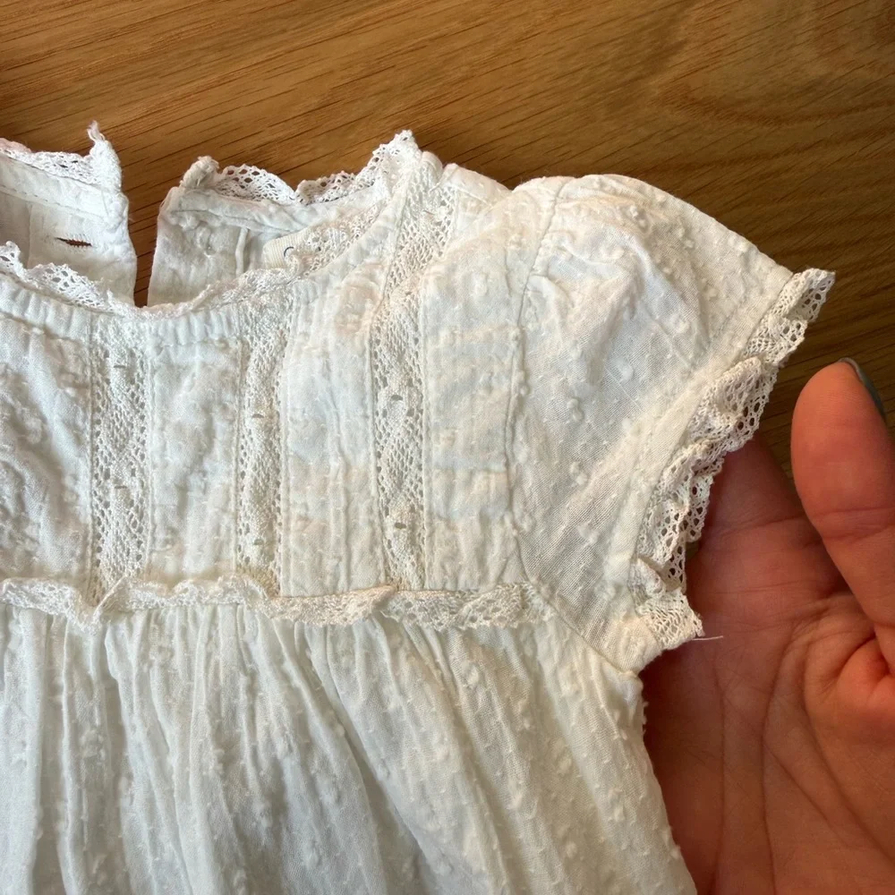 100% Cotton Bodysuit and Bonnet - Picture 3 of 4